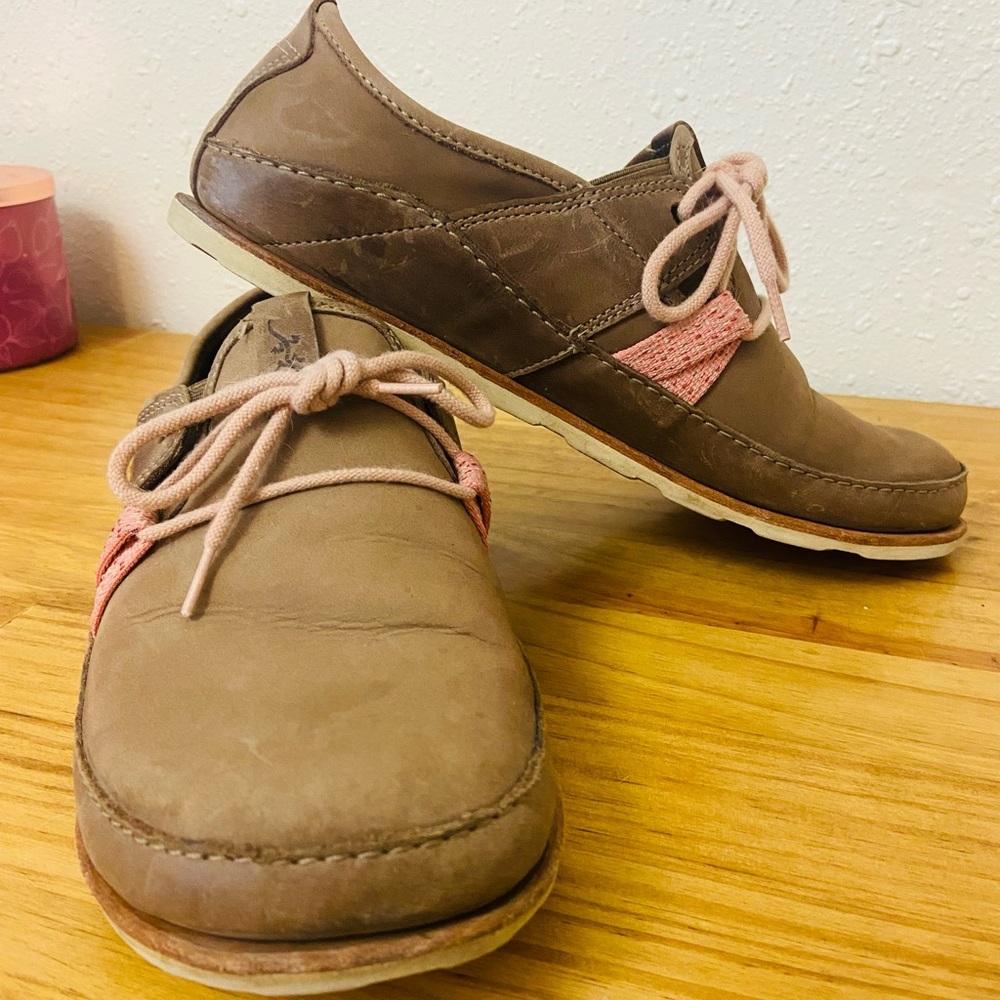 Chaco Caribou Brown and Pink Loafer Shoe - Picture 3 of 10
